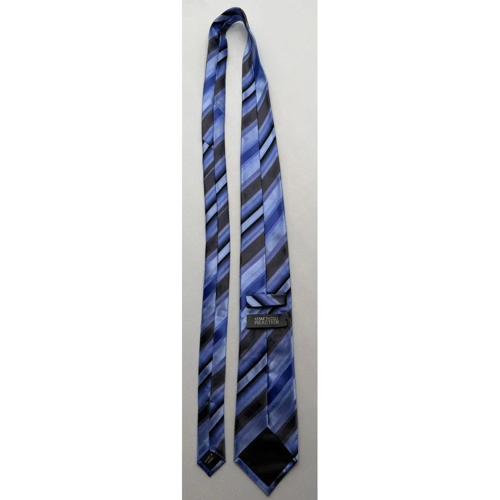 Kenneth Cole Shades Of Blue Men's Silk Necktie 57